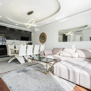 https://kiraly-44-luxury-apartment.inbudapesthotels.com
