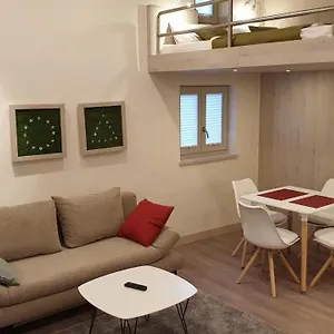 https://old-buda-studio-apartment.inbudapesthotels.com